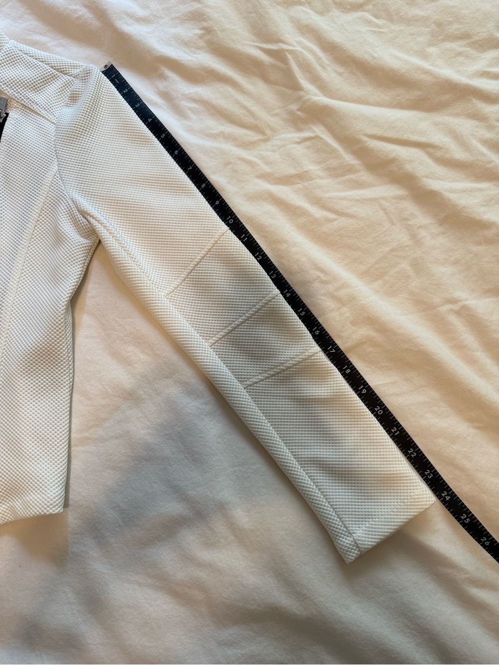 Black Rivet White Textured Zip-Front Jacket - Picture 3 of 6